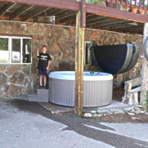 hot tub 10